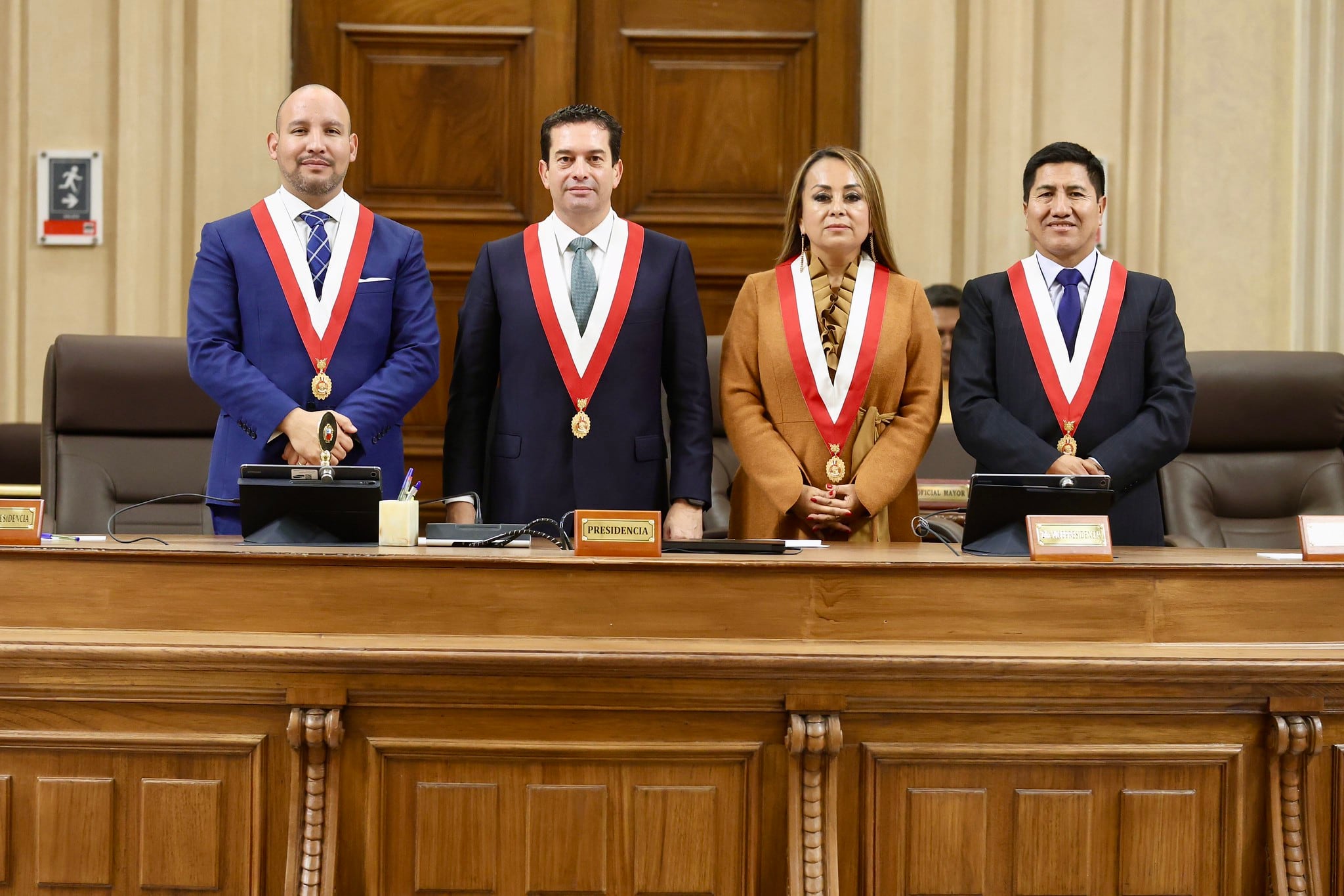 Lista 1 que encabeza Miguel Torres gana la Mesa Directiva del Senado para el periodo 2026-2027. Se procedió a una segunda votación debido a que no se alcanzó el número de votos. (Foto: Congreso de la República)