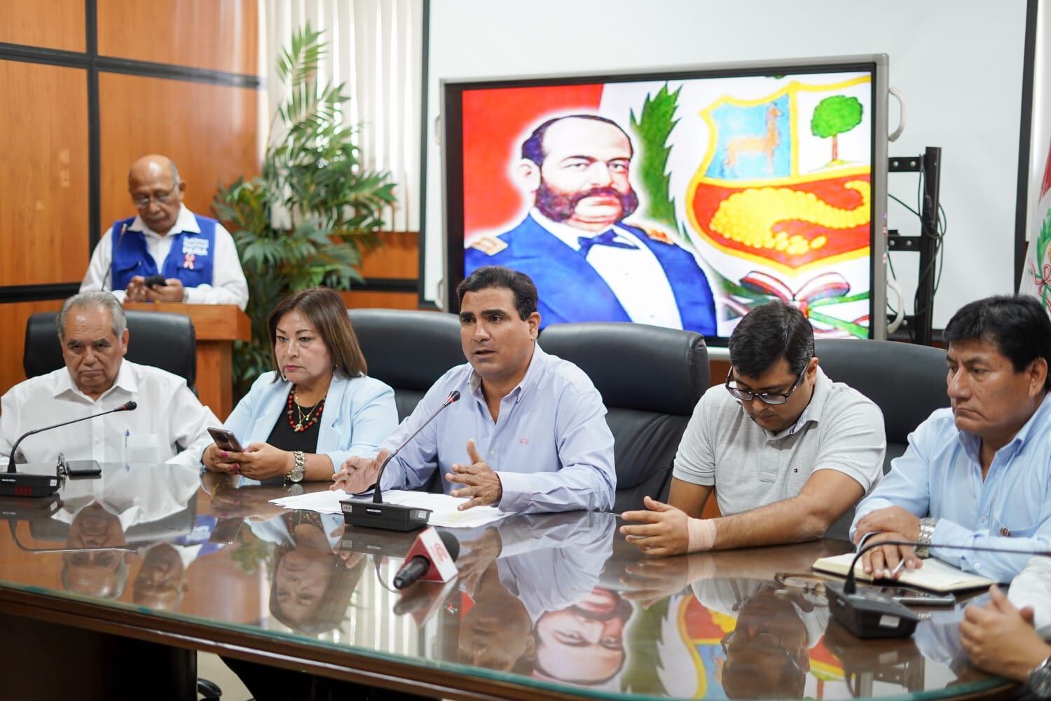 Autoridades de Piura se unen para exigir al Gobierno Central cumplir con el Hospital de Alta Complejidad