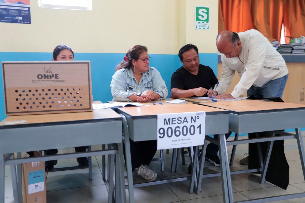 Más de 800 mil ciudadanos fueron sorteados para integrar las mesas de sufragio y deberán asumir el cargo o afrontar multas establecidas por la autoridad electoral.