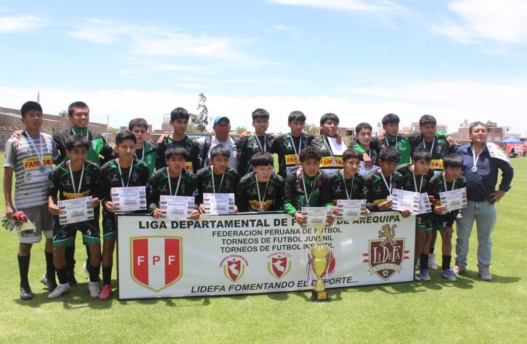 Huracán Verdolaga, subcampeón Sub-15 en Torneo Federación en Arequipa. (Foto: Álvaro Figueroa/@photo.gec)