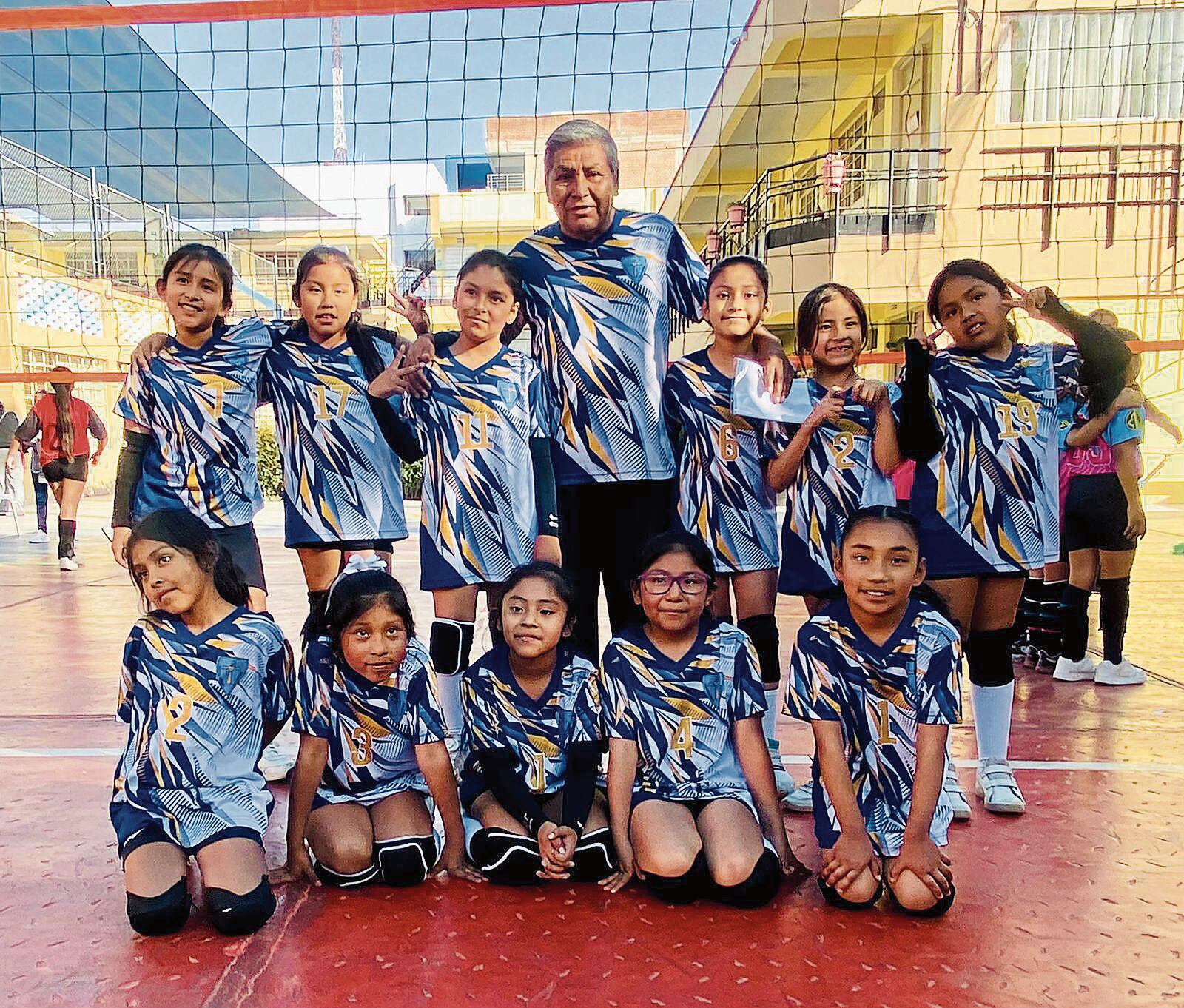 I.E. Nuestra Señora de Lourdes es subcampeón. Foto: GEC.