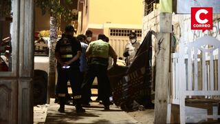 Hombre asesina a mujer en plena vía pública y huye en Villa El Salvador (VIDEO)
