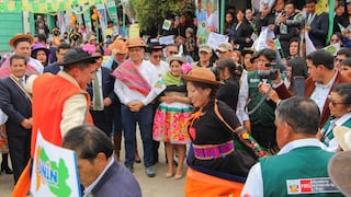 En Junín piden declaratoria en emergencia por lluvias y viceministro baila e ignora demanda
