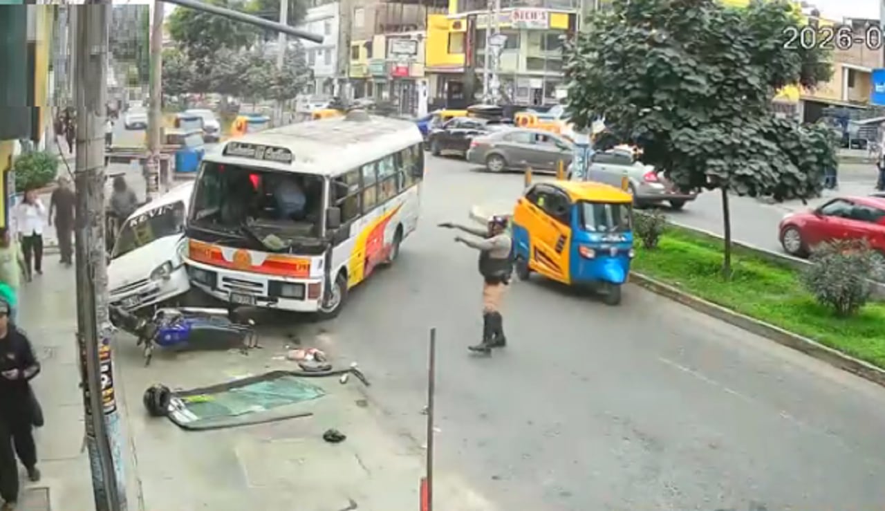 Intervención policial termina con un chofer muerto en San Juan de Miraflores.