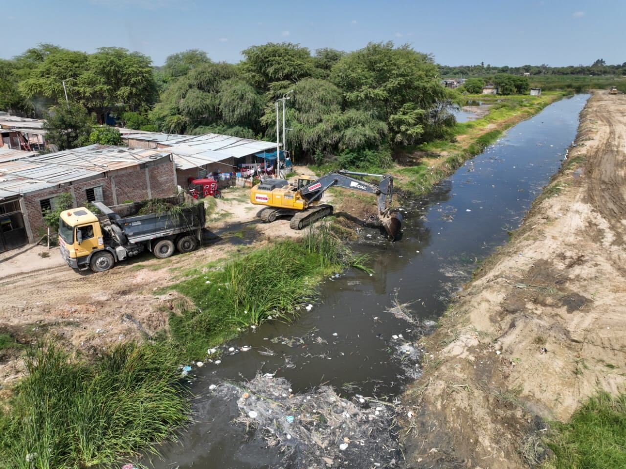 El Ministerio de Vivienda financiará la reubicación de familias asentadas en zonas declaradas de riesgo no mitigable de Veintiséis de Octubre.