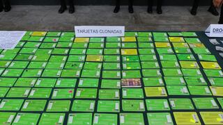 Metro de Lima: cae pareja con más de 160 tarjetas clonadas de la Línea 1 que alquilaban a usuarios