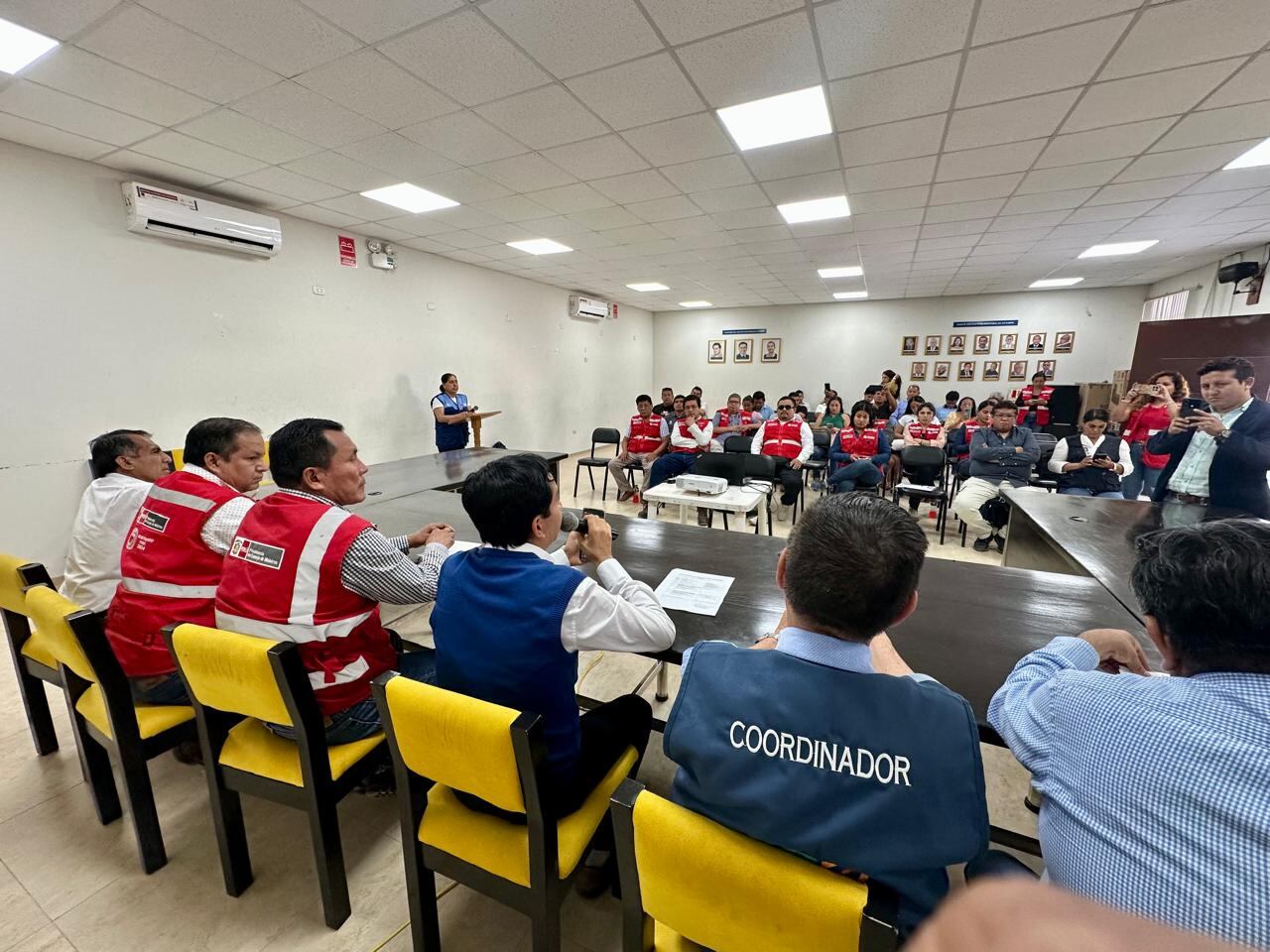 ANIN expone sobre dos obras en Piura frente a autoridades