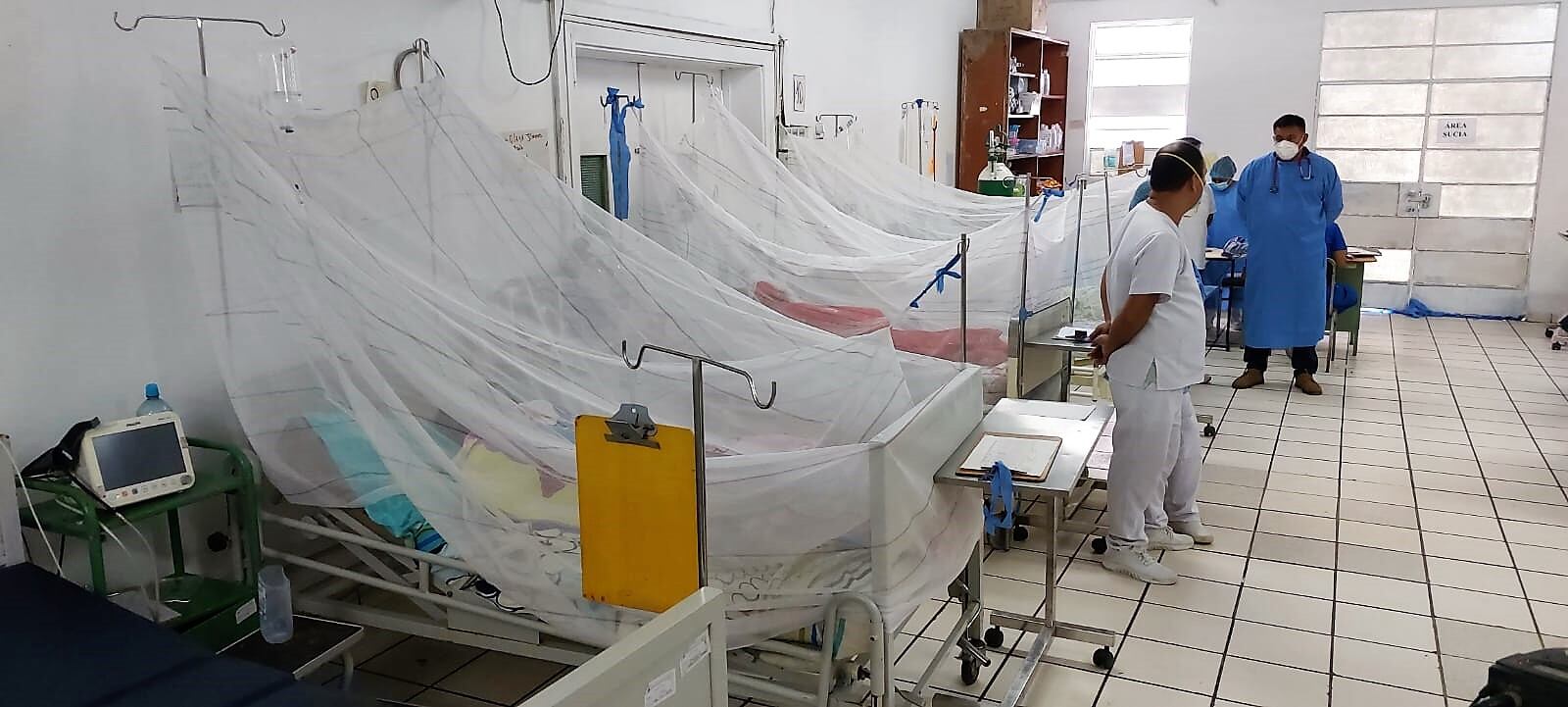 Existe preocupación por el continuo incremento de personas enfermas y temen que la cifra de muertos siga en ascenso.