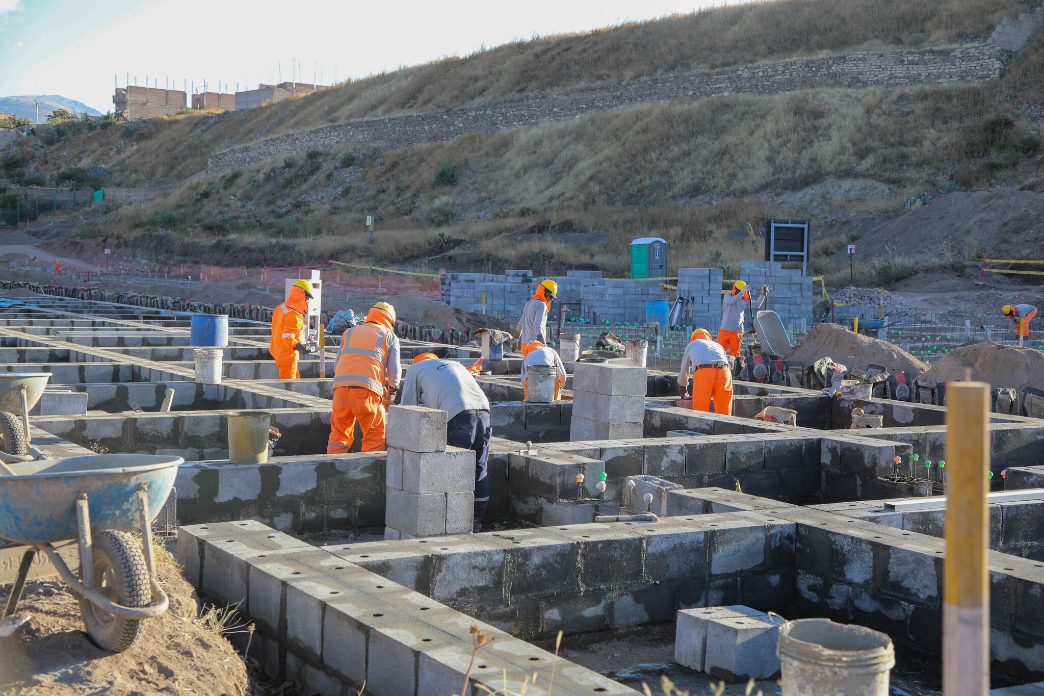 Avierten situaciones adversas que pondrían en riesgo la obra