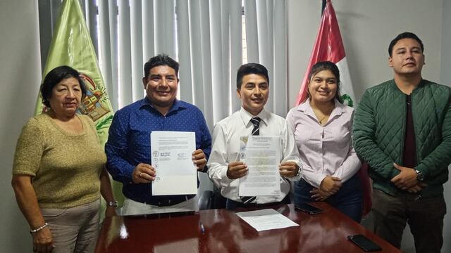 Trujillo: Alcaldes firman convenio para mejorar vía que une a El Porvenir con Laredo