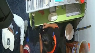 Arequipa: Hombre arrojó gasolina a trabajadora en restaurante (VIDEO)