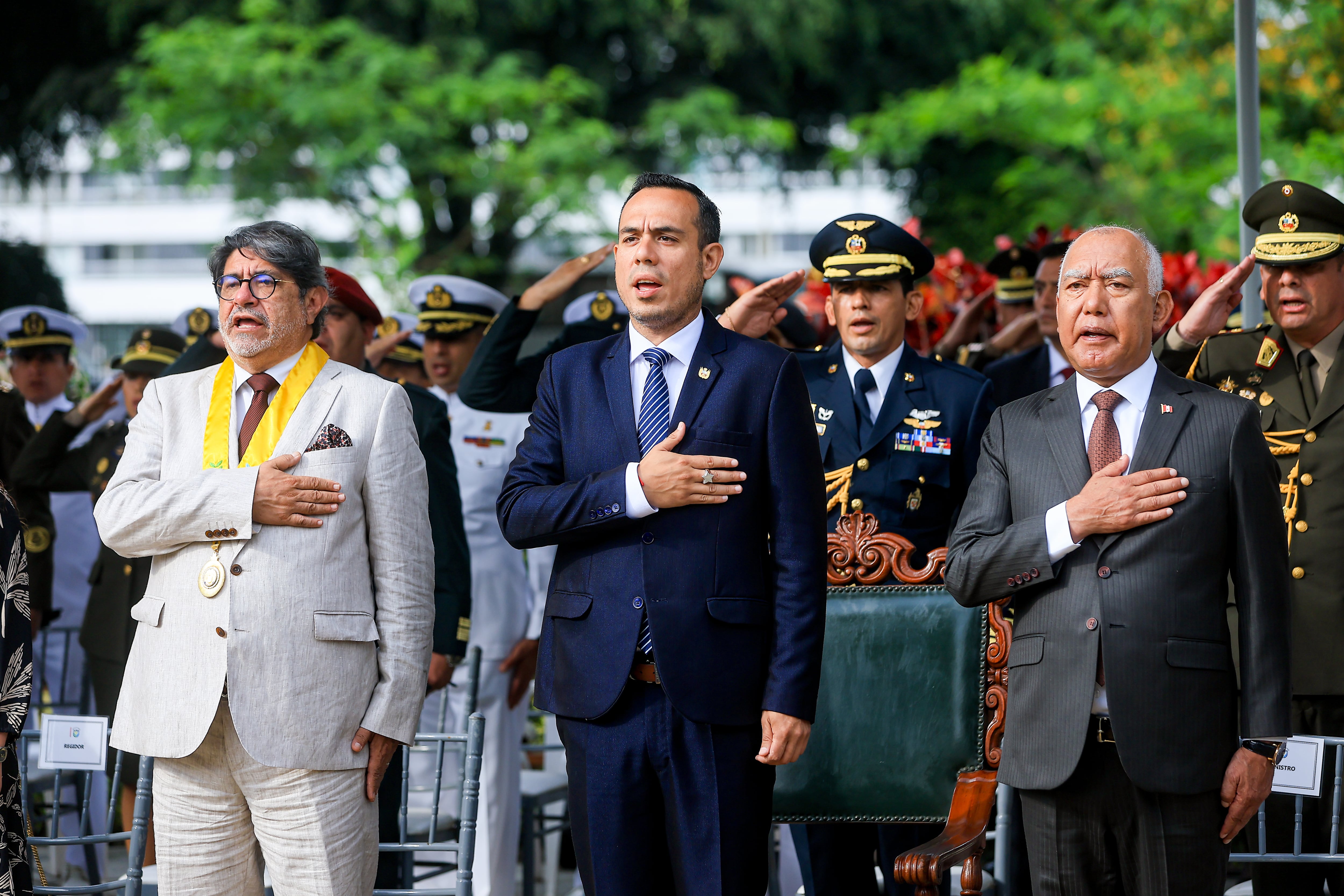 Durante un acto conmemorativo, el mandatario llamó a una respuesta firme del Estado y a la acción conjunta frente al crimen organizado. FOTO: PRESIDENCIA