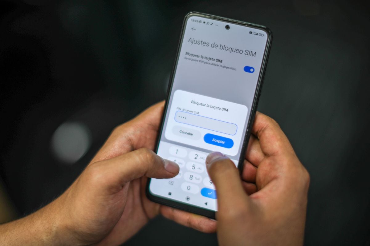 Osiptel recomienda activar el código PIN de la tarjeta SIM o chip del celular.