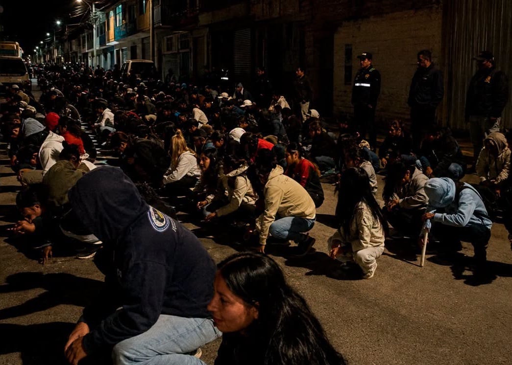 En el marco de las fiestas jubilares y patronales, ejecutaron un megaoperativo e incursionaron en puntos peligrosos de la ciudad, además, de bares y cantinas.