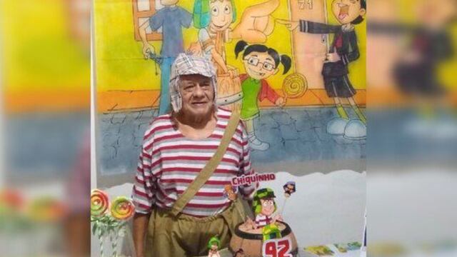Anciano celebró su cumpleaños número 92 y se disfrazó de El Chavo del 8