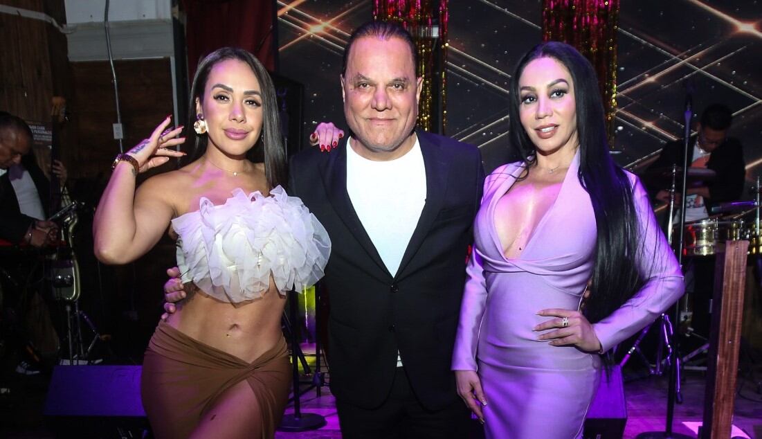 “Dorita y Paola son dos chicas talentosas, hermosas y trabajadora”, expresó  Mauricio Diez Canseco.