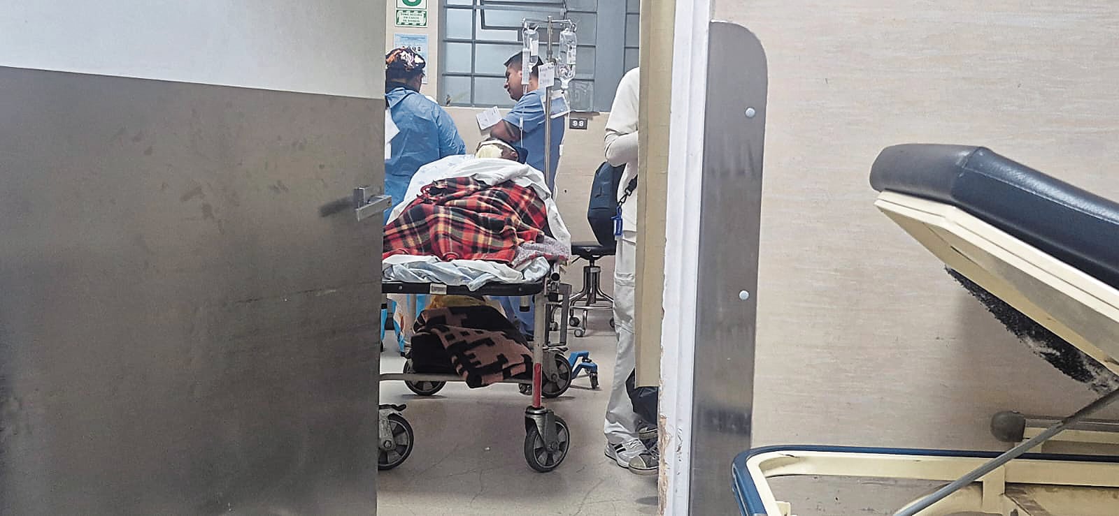 Los heridos requieren atención especializada en el hospital Honorio Delgado Espinoza en Arequipa. (Foto: Pedro Torres/@photo.gec)