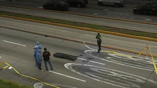 Hallan cadáver en la vía expresa de La Victoria: investigan si fue lanzado desde un puente o vehículo