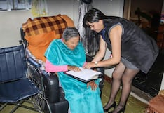 Arequipa: Jueza envía a personal a casa de adulta de 100 años para tomar su huella