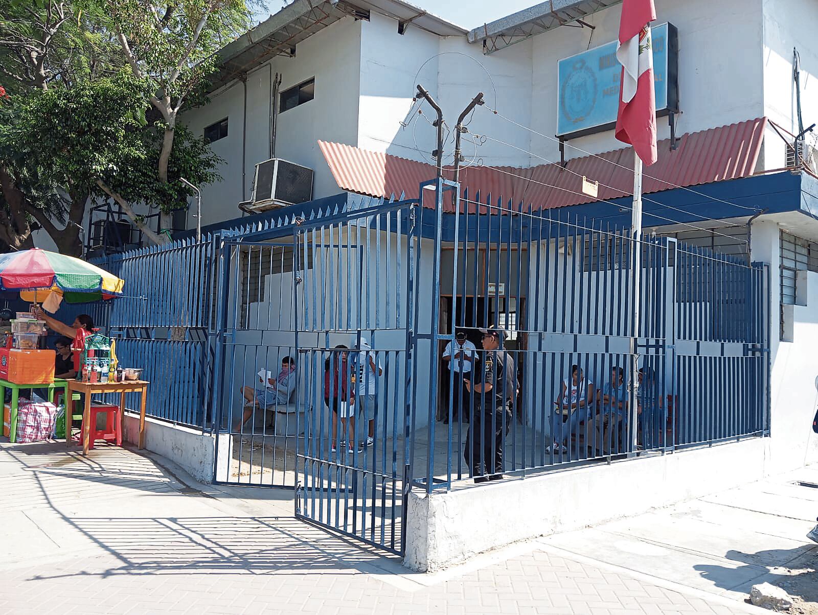 La delincuencia sigue atacando a los piuranos. Un joven murió luego de recibir un impacto de bala en la cabeza.