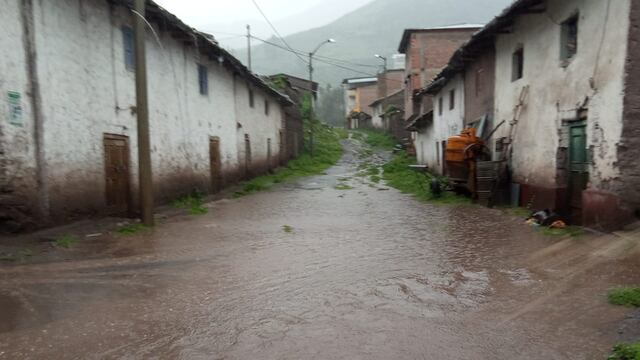 Huancavelica: Por lo menos 60 viviendas afectadas por huaico que  cayó en Aurahuá