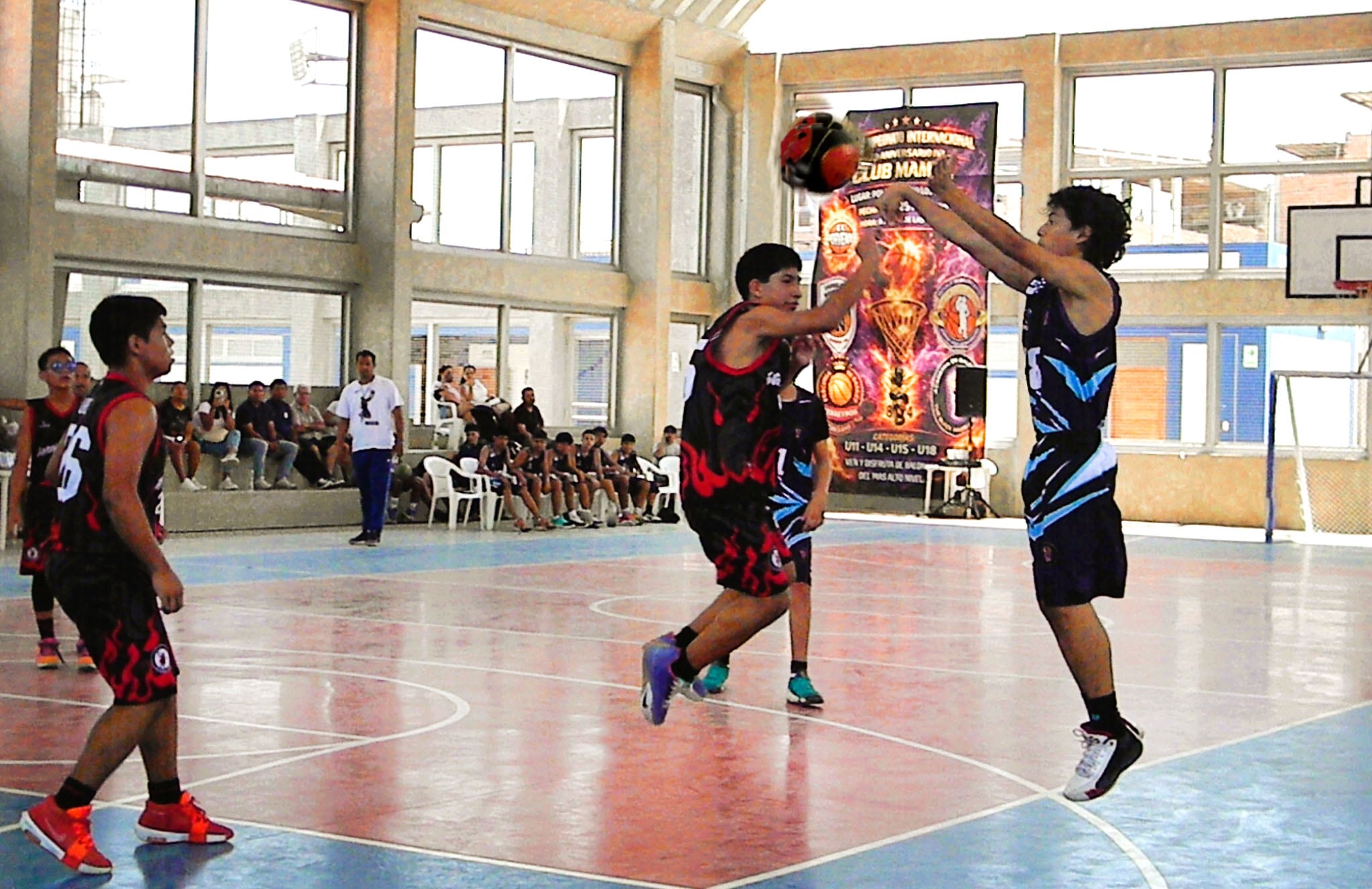 Hoy se juega una maratónica jornada, con 11 partidos en las categorías U-15 y U-17.