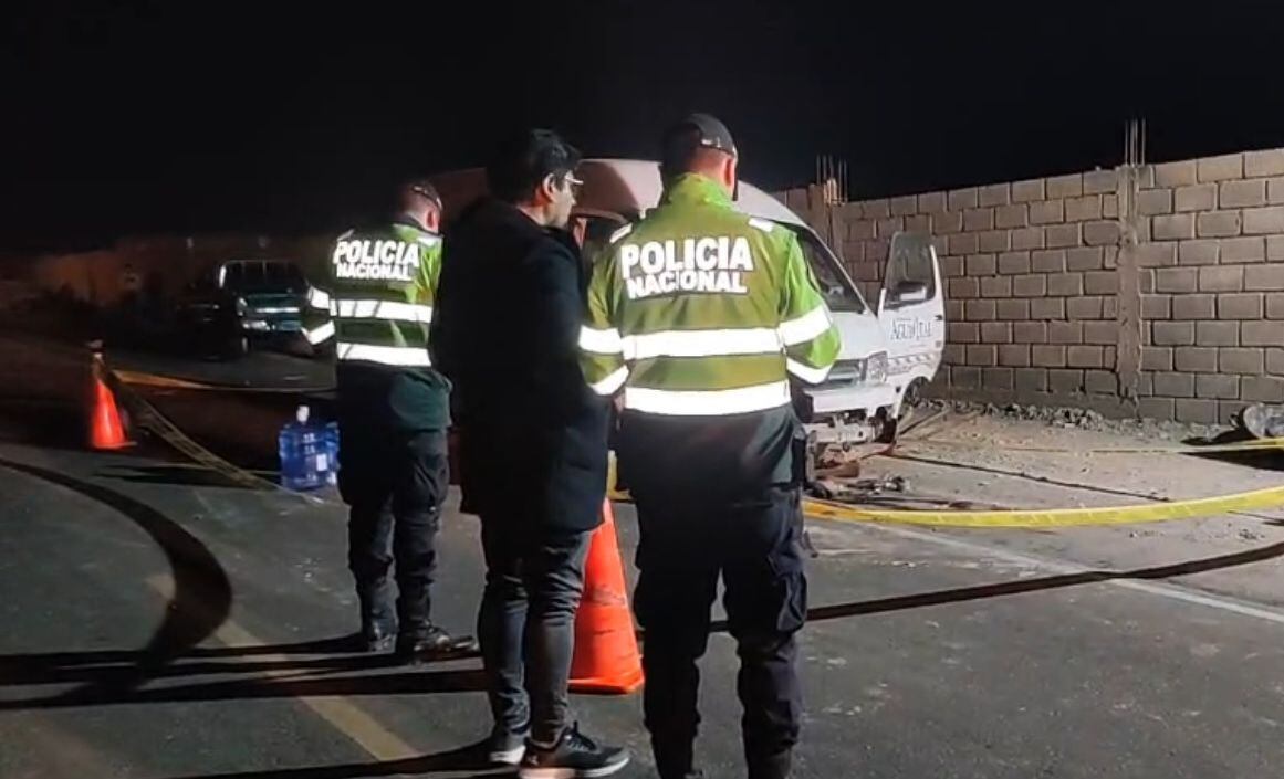 El terrible accidente de tránsito se suscitó pasadas las 20 h según reportaron los vecinos. (Foto: Difusión)