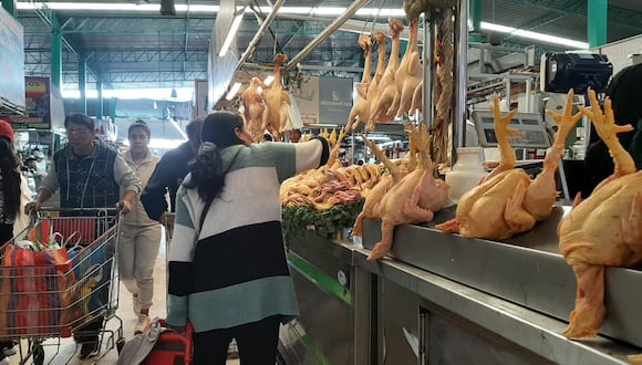 El precio del pollo es una preocupación para las familias arequipeñas. (Foto: GEC)