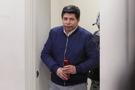 Amplían prisión preventiva de Castillo