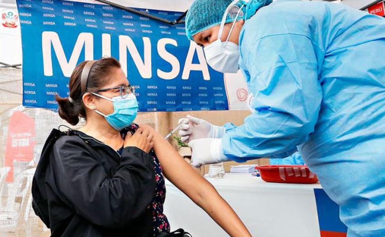 Recomienda aplicación de la vacuna bivalente como protección ante nueva variante. (Foto: GEC)