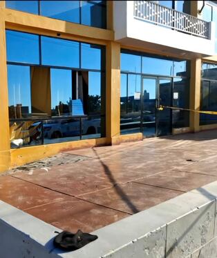 Atentado con explosivos en la Municipalidad Distrital de Atico, provincia de Caravelí. Foto: Difusión.