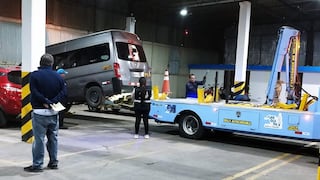Arequipa: Vehículo se escondió en playa privada para evadir fiscalización, pero fue capturado junto a 10 más