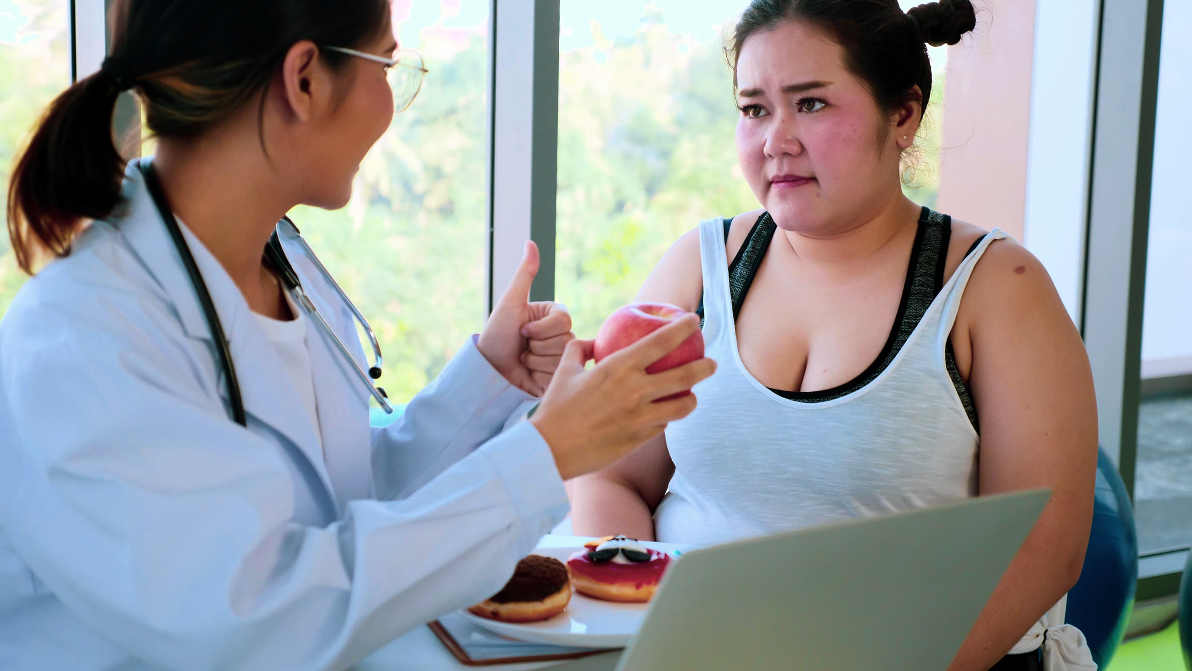 Un marco publicado en The Lancet Diabetes & Endocrinology plantea que el diagnóstico de la obesidad debe ir más allá del Índice de Masa Corporal (IMC) e incorporar la distribución de la grasa corporal, enfermedades asociadas y la historia clínica del paciente.