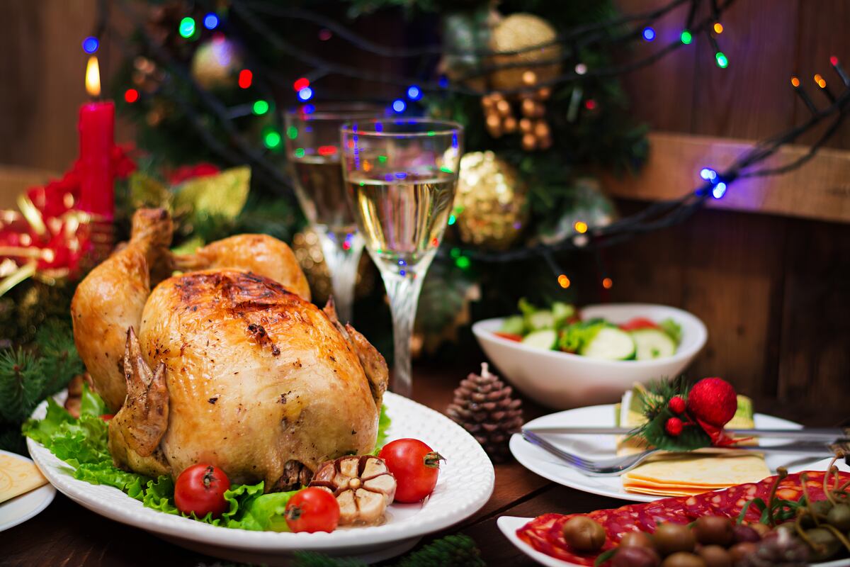 A pocas semanas de la Navidad, ya se percibe el ambiente navideño y las celebraciones por doquier comienzan.