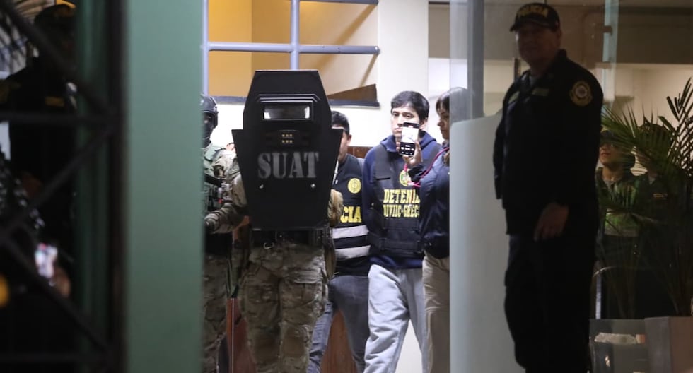 Jhonsson Pulpo y Gabriel Mendocilla son trasladados a la Prefectura de Lima (GALERÍA)