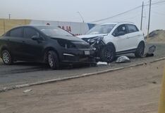 Ica: vehículos sufren brutal impacto en el ingreso a la Laguna de Huacachina