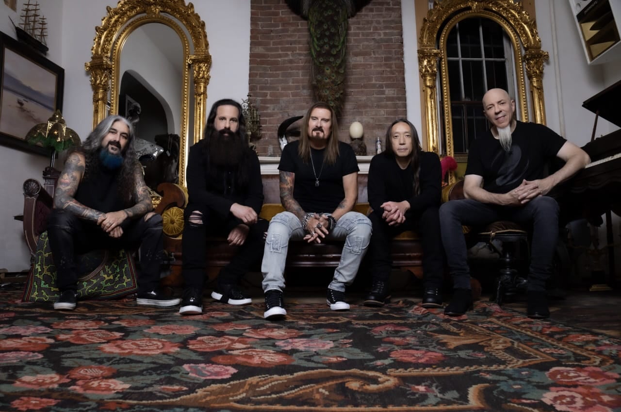 Dream Theater confirma su esperada llegada al Perú, prometiendo un espectáculo cargado de energía y metal progresivo.