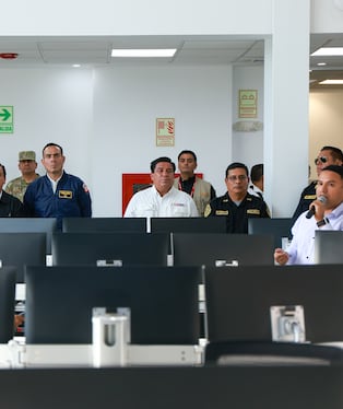Presidente José Jerí y gobernador regional supervisan avance de moderna central de monitoreo C5 en Ica