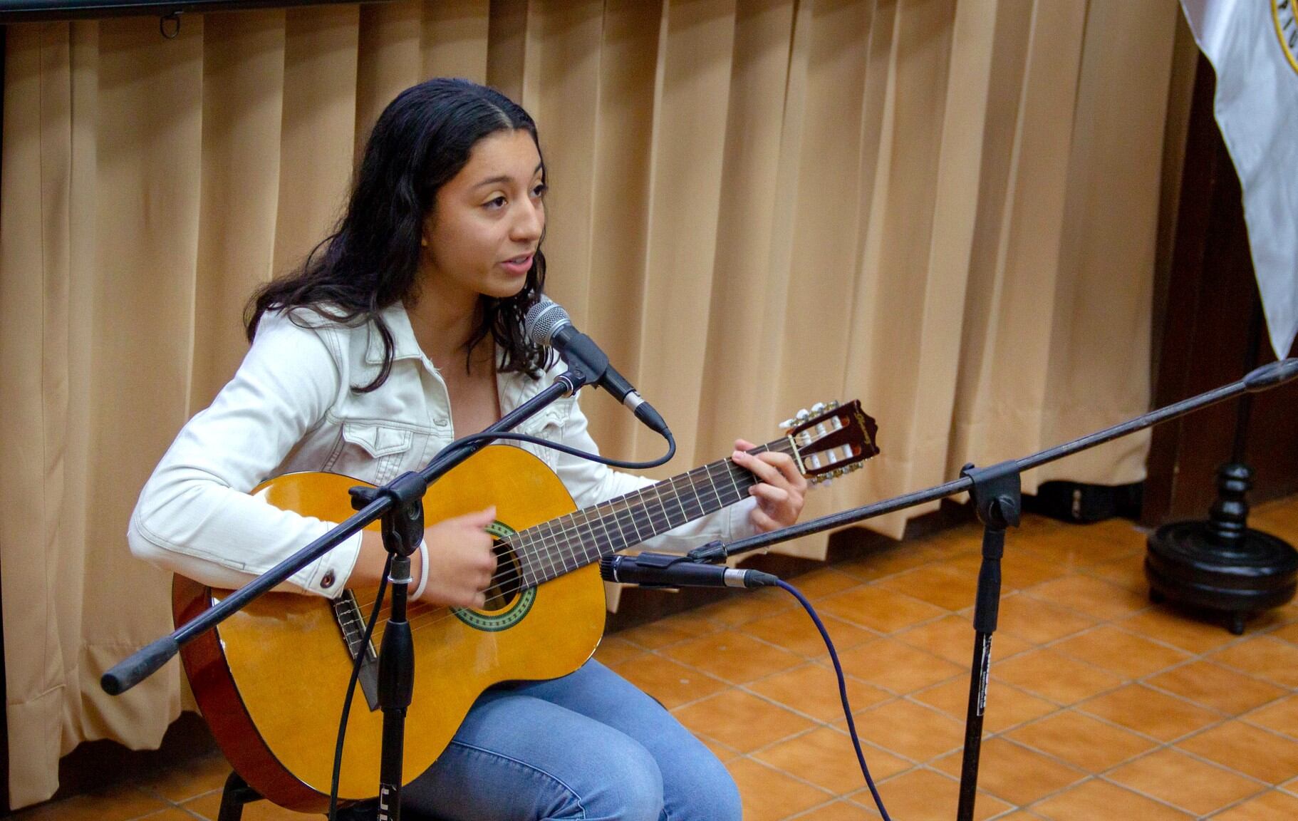 Para estudiantes y trabajadores de la UDEP y público en general.