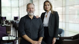 Isabel Otero y Martín Crespo, ejecutivos de Warner Bros. Discovery : “Desde hace unos años hay cambios en las tendencias de consumo en televisión” (Entrevista)