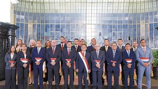 Despelote en el Gabinete: Salen Miralles y 5 ministros