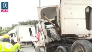 Surco: Choque de camión causa gran congestión en la avenida Separadora Industrial