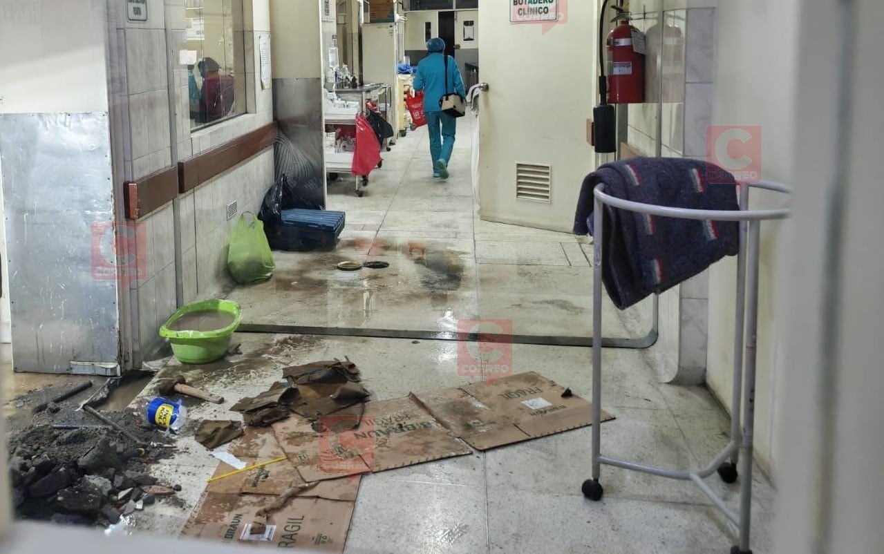 Hospital Goyeneche en Arequipa se inunda por problemas advertidos que siguen sin solución