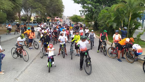 Serfor en coordinación con las municipalidades de Piura y Veintiséis de Octubre organizaron la I Bicicleteada Forestal.