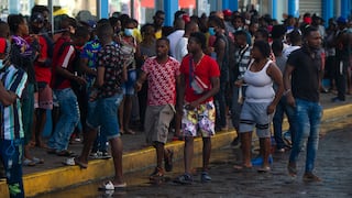 Migrantes haitianos varados en México viven dura travesía en su camino a EE.UU.