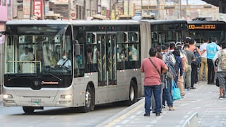 PNP y ATU multaron a 346 conductores por invadir a la vía exclusiva del Metropolitano