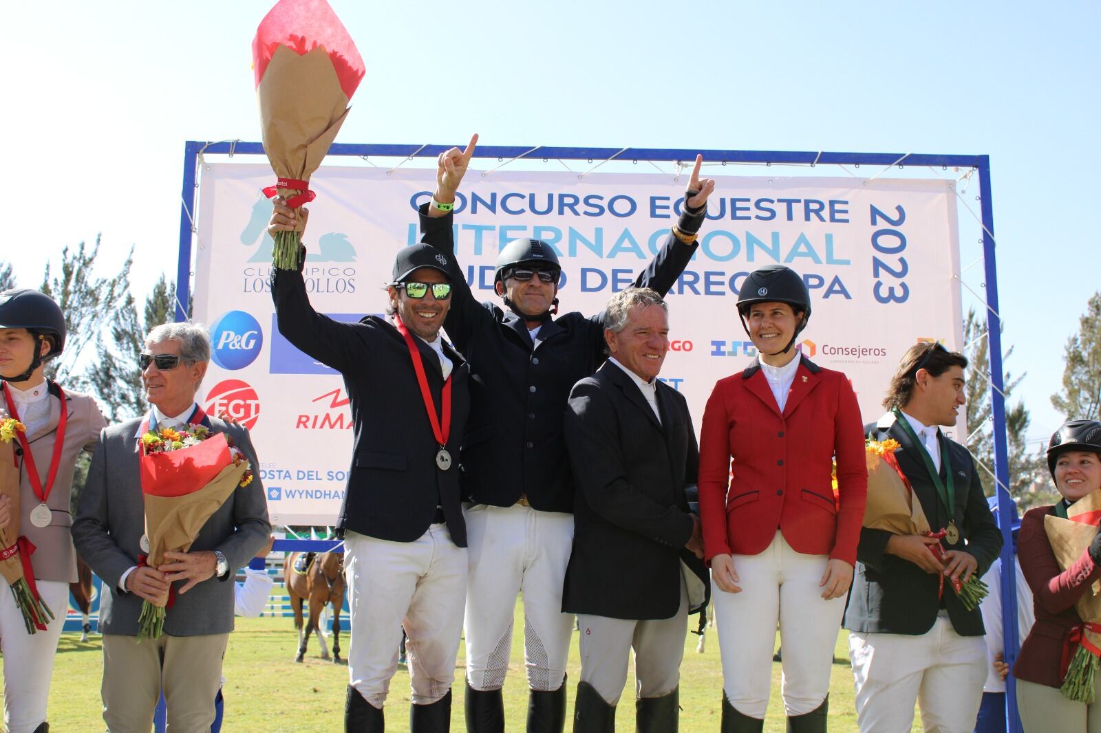 Los jinetes primeros puestos lucharán para alzar el trofeo de campeones. (Foto: Graciela Fernández)