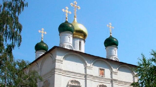 Rusia: Policía descubre burdel en monasterio