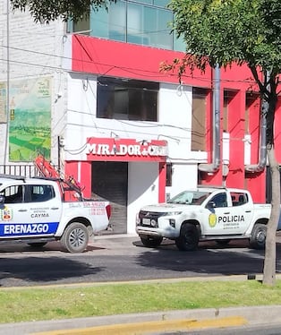 Joven cae de elevador en restaurante en el distrito de Cayma. (Foto: Álvaro Figueroa/@photo.gec)