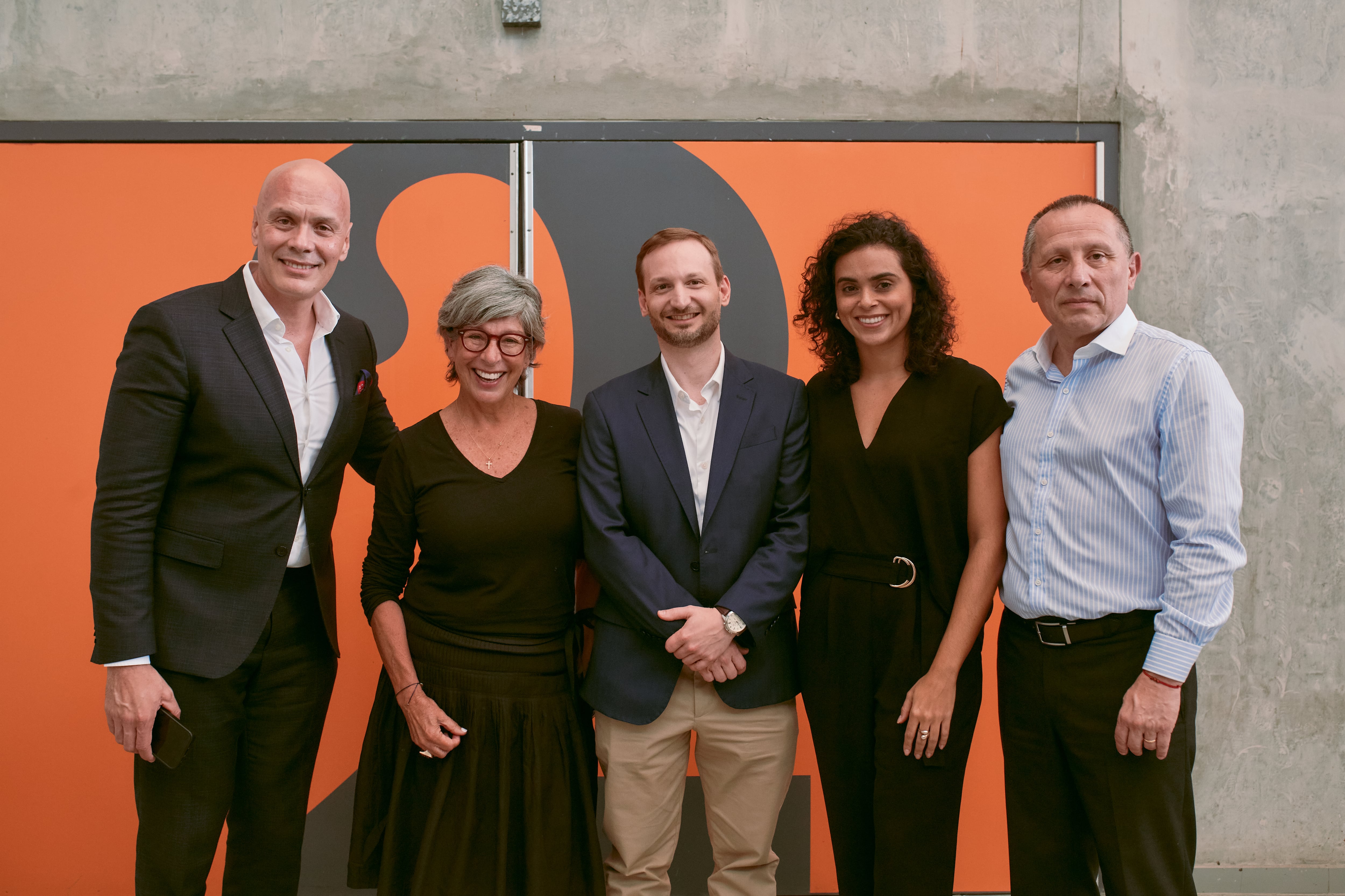 Globo, América Multimedia y Del Barrio Producciones han firmado un acuerdo estratégico para adaptar en el mercado peruano algunas de las telenovelas más emblemáticas de la televisión brasileña.